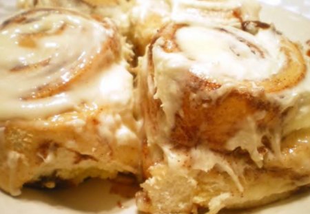 Cinnamon Rolls - icing, interior, rolls, food