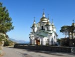 crimean church on a road to the sea