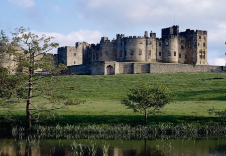 Northumberland Castle - northumberland castle, landscape, scene, ireland, england, nature, castles, hd, scotland, wallpaper