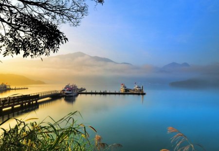 amazing lakescape - lake, trees, boats, fog, docks