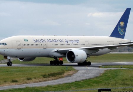 Saudi Arabian Airline - aircraft, military