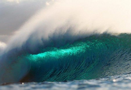 Powerful Ocean Wave - water, nature, powerful, ocean, wave