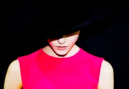 Mysterious Lady♥ - hat, black, elegance, lady, fashion, entertainment, pink