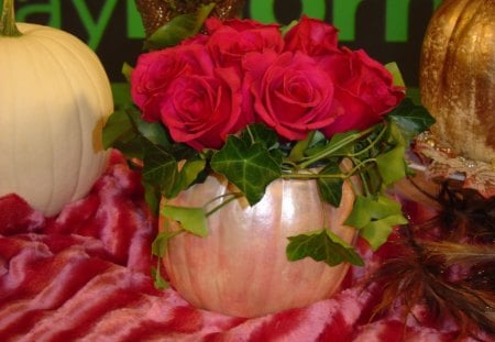 Romantic Halloweenâ™¥ - love, pearly, pumpkin, bouquet, wonderful, vase, centerpiece, halloween, forever, romantic, pink, arrangement, table, decor, red roses