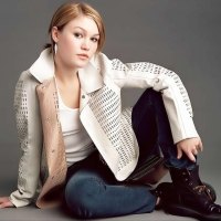 Julia Stiles