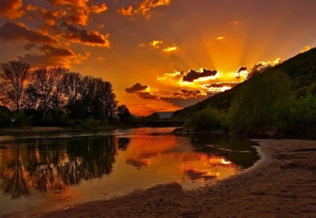 Sunset - splendor, landscape, reflection, sunrays, view, lake, sky, sun, clouds, sunlight, trees, water, beautiful, sea, beauty, lovely, tree, nature, sunset, rays, mountains, peaceful, bay