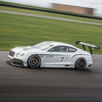 bentley gt3 race car