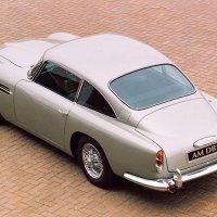 aston martin db5