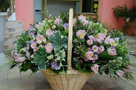 *** Basket of flowers *** - kwiaty, kosz, wiklina, natura