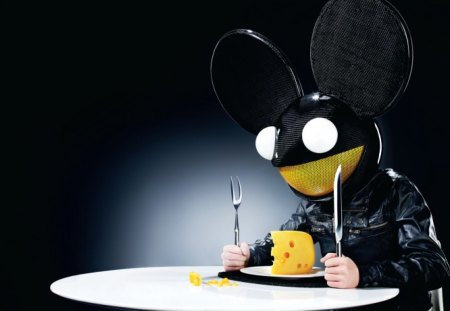 Mouse - food, spoon, mouse, cheese