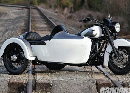 The King & The Sidehack - hd, bike, white, side car