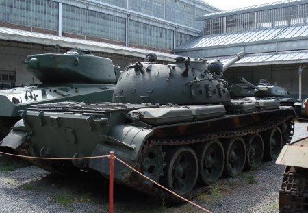 T62 - cold war, t62, russian tank, museum