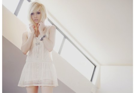 Vera Chimera - blonde, girl, pale skin, vera chimera