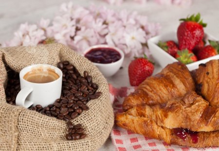 *** Coffee and breakfast *** - food, strawberrys, breakfast, coffee