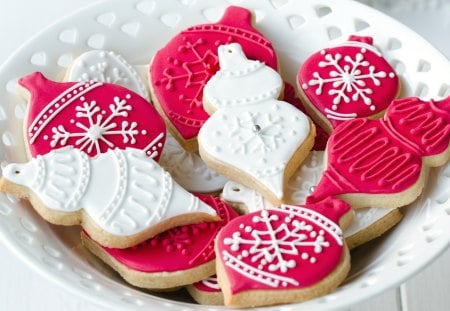 Christmas Cookies - pretty, magic, beautiful, photography, beauty, colors, sweets, lovely, sweet, christmas, cookie, christmas cookies, magic christmas, red, xmas, merry christmas