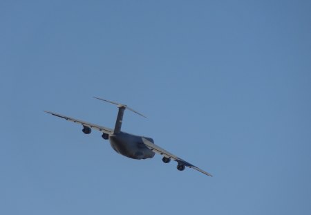 Onward - plane, bird, usaf, c5, c5 galaxy