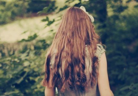 Alice Lost - model, girl, lost, tree, hair