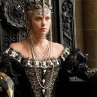 Snow-White-And-The-Huntsman-Charlize