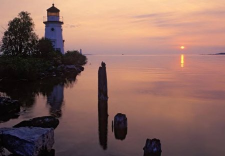 Lighthouse In The Twilight - water, sky, lighthouse, sunset