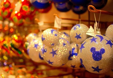 Cute Decoration in Xmas - ornament, xmas, photography, greeting, circle, colorful, other, white, balls, gorgeous, amazing, pretty, cold, winter time, holiday, mind teasers, cute, stars, winter, light bulb, lovely, christmas, celebration, abstract, merry christmas, blue, winter holidays, beautiful, micky, sweet, decoration, happy