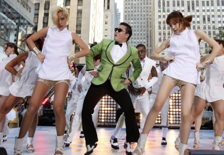 Gangnam Style live 2 - gangnam style, psy, gangnam, kpop