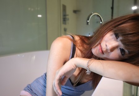 Beauty In The Bathtub - bathroom, pretty, beautiful, bathtub, asian