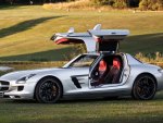 Mercedes Benz SLS AMG