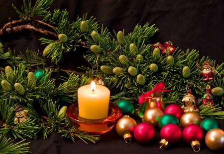 Christmas candle - gifts, night, light, reflection, joy, santa claus, holiday, nice, mood, branches, decoration, beautiful, balls, candle, holy, lovely, tree, christmas, colorful