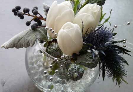 ๑♥๑ White delight ๑♥๑ - forever, fashion, entertainment, love, crystal, flowers, christmas, tulips, white, nature, design, bowl, arrangement, floral, centerpiece