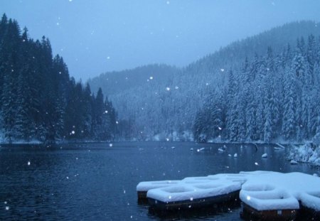 BLUE, BLUE WINTER - trees, winter, horizons, snow, boats, ice, forests, seasons, mountains, snowfall, lakes