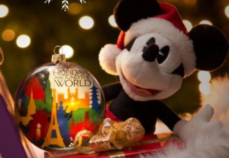 à¹‘â™¥à¹‘ Holidays around the World à¹‘â™¥à¹‘ - gift, magic, wonderland, forever, micky mouse, walt disney world, love, winter, present, ball, christmas, holidays, precious, sweet, cold season, smile, lights, happy