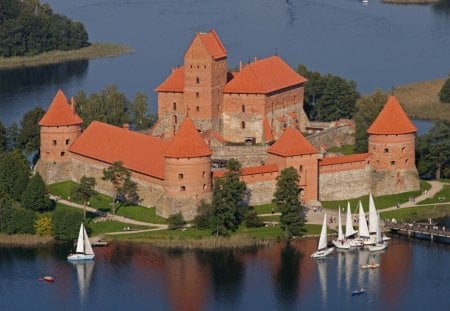 Trakai Island Castle, Trakai, Lituania - castle, trakai, lituania, island