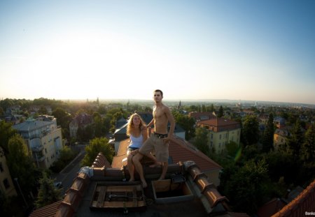 Rooftop Lovers - love, rooftop, lovers, happy