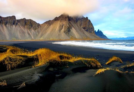 ROCKY SHORE - nature, rock, beach, shore