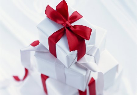 ๑♥๑ Pretty Christmas ๑♥๑ - pretty, delicate, winter, forever, presents, bows, boxes, love, sweet, christmas, white, nature, red, gift, ribbons