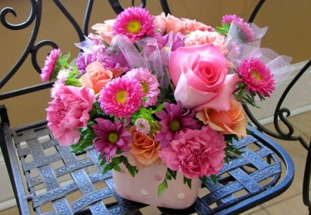 Bouquet of fresh flowers - nice, freshness, roses, gift, delicate, gerberas, bouquet, still life, beauitiful, pretty, daisies, fresh, summer, tender, lovely, vase, chair, pink, flowers