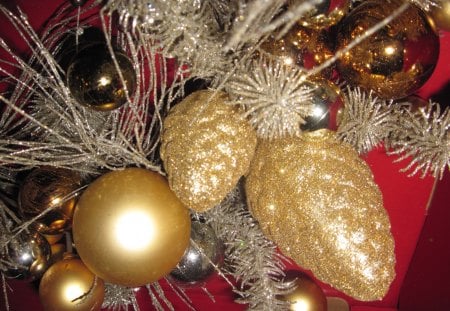 Christmas decorations with gold ornaments - silver, red, photography, gold, ornament