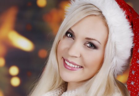 Lovely Smile - pretty, magic, female, santa girl, christmas eve, eyes, blonde, holidays, long hair, happy, christmas girl, holiday, magic christmas, face, merry christmas, xmas, hat, bokeh, beautiful, photography, girl, beauty, lovely, hair, christmas, smile, santa, lady, woman, happy holidays