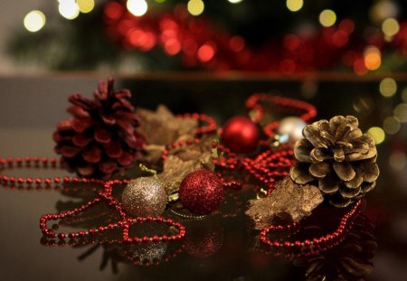 MELLOW CHRISTMAS - reflections, beads, table, cones, baubles, lights, pine, preparations, decorations