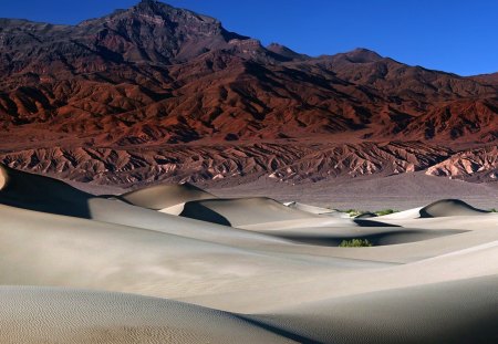 mountain and dunes - sand, mountain, desrt, dunes