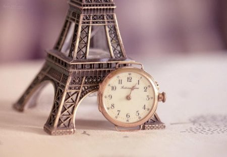 Time is passing by - clock, still life, photography, eiffel tower