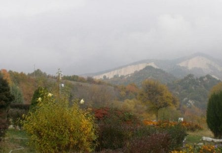 Melnik - fall, pretty, photo, photography, fog, trees, nature, mountain, autumn, bulgaria