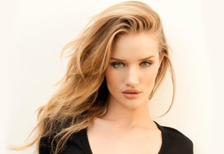 Rosie Huntington Whiteley - woman, rosie, huntington, model