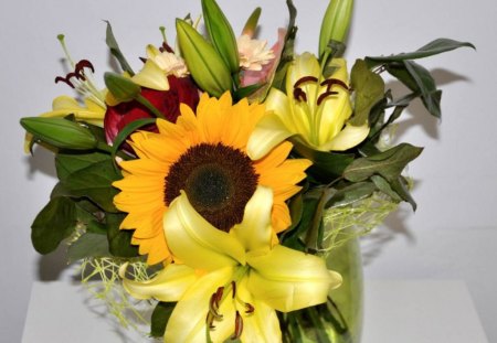 ๑♥๑ Always Beautiful ๑♥๑ - warmth, lilies, yellow, forever, beautiful, beauty, love, brilliant, light, bouquet, flowers, nature, sunflower, bright