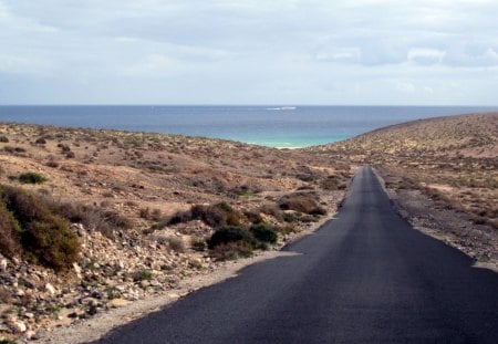 To the beach - horizon, beaches, ocean, beach, water, road, nature, beautiful, blue, green