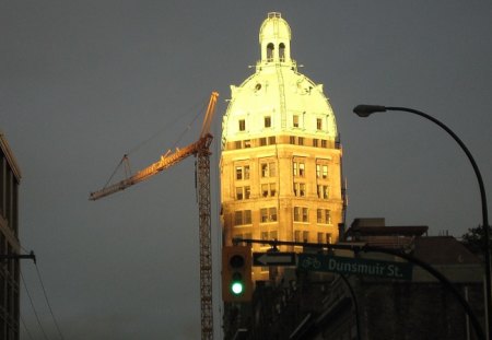 Vancouver-Sun Building - scenes, sunset, cities, skyline, vancouver, architecture, buildings