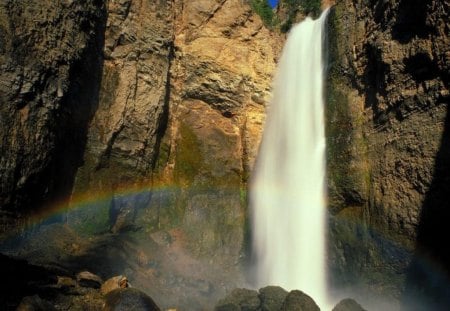 pic 2 tower falls - the bottom, sisty rainbow