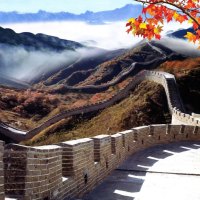 the great wall of china in autumn