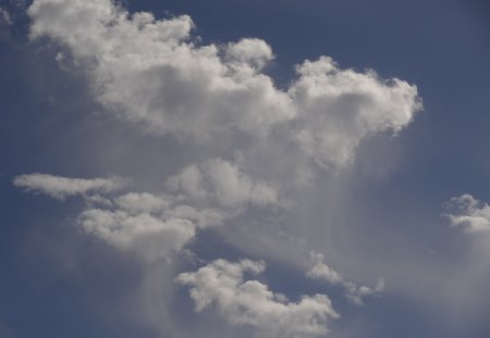 Running Clouds - cloud, blue sky, clouds, sky