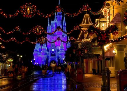 Christmas at Tokyo Disneyland - tokyo, disneyland, christmas, new